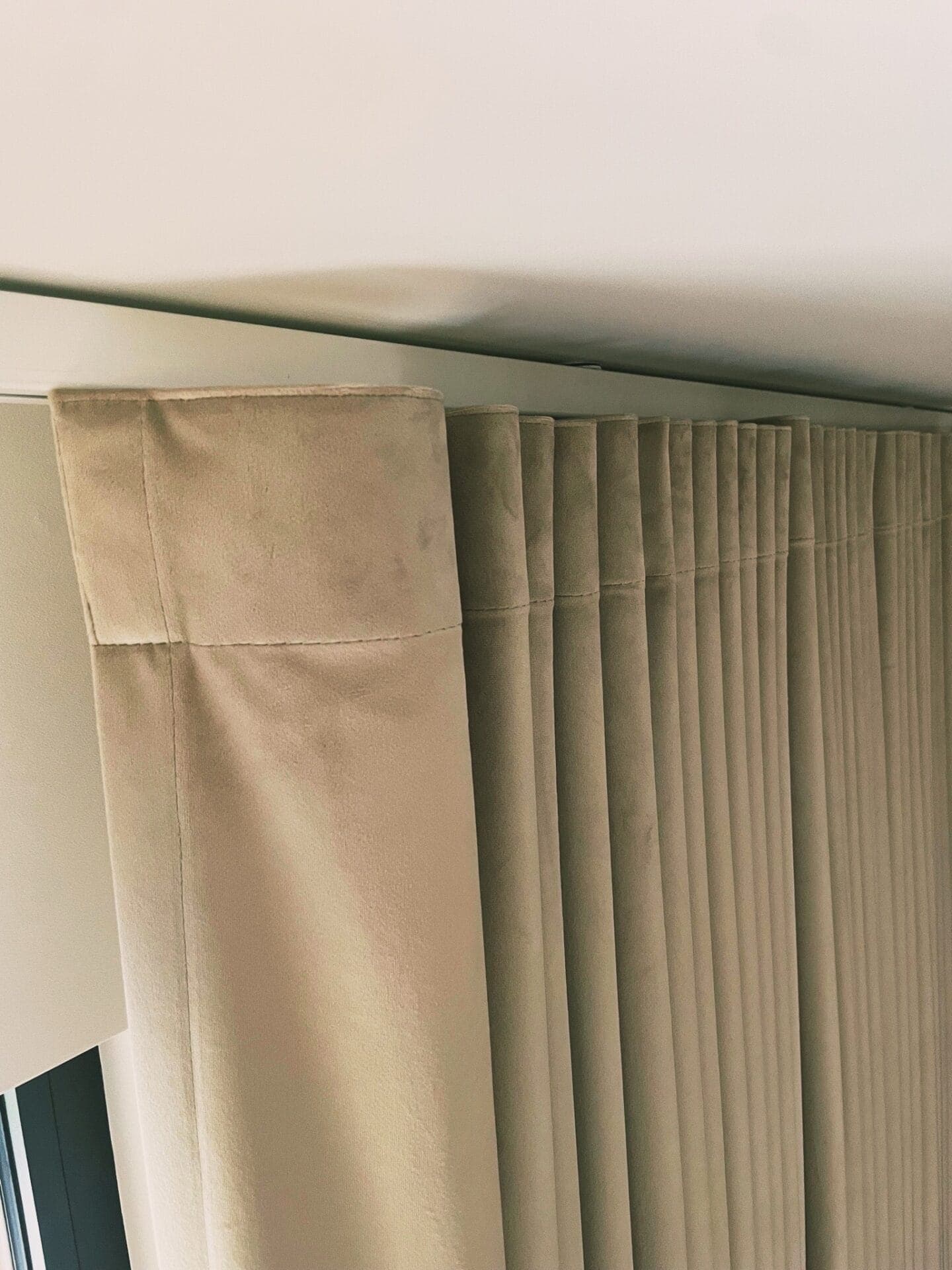 Karnisz Elektryczny Am75 - alternatywny widok